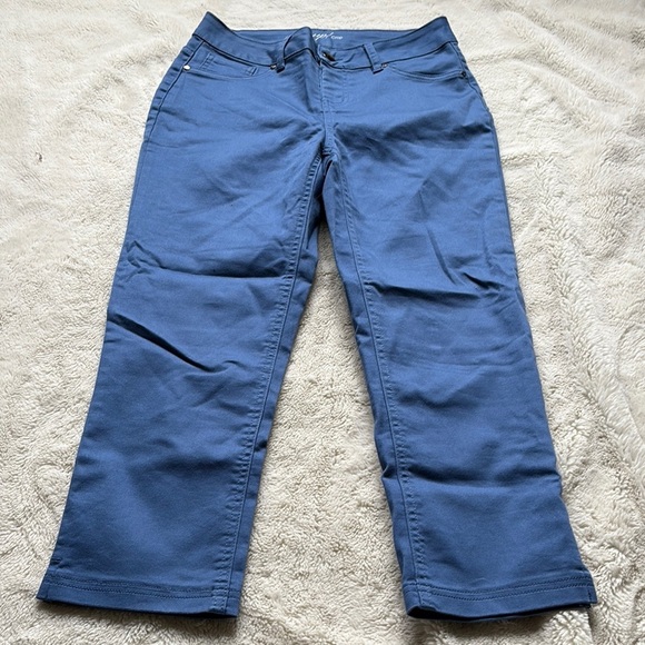 Up! Blue Cropped Stretch Jeans | Pull-On Mid Rise Capri Pants 69% Cotton - Picture 1 of 9